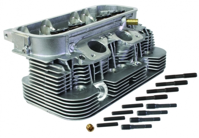 Cylinder head, 1.7,  8/73 Compl. 39.3x33. Plug EGR!